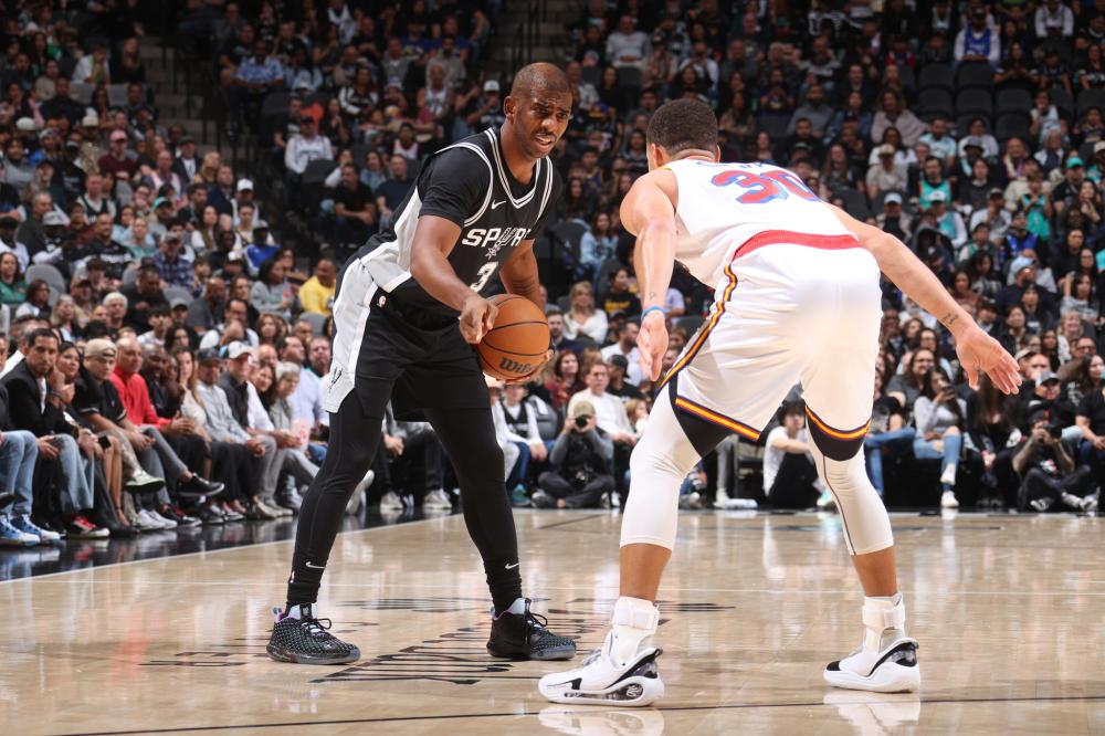 尔德正站在 尔德正站在