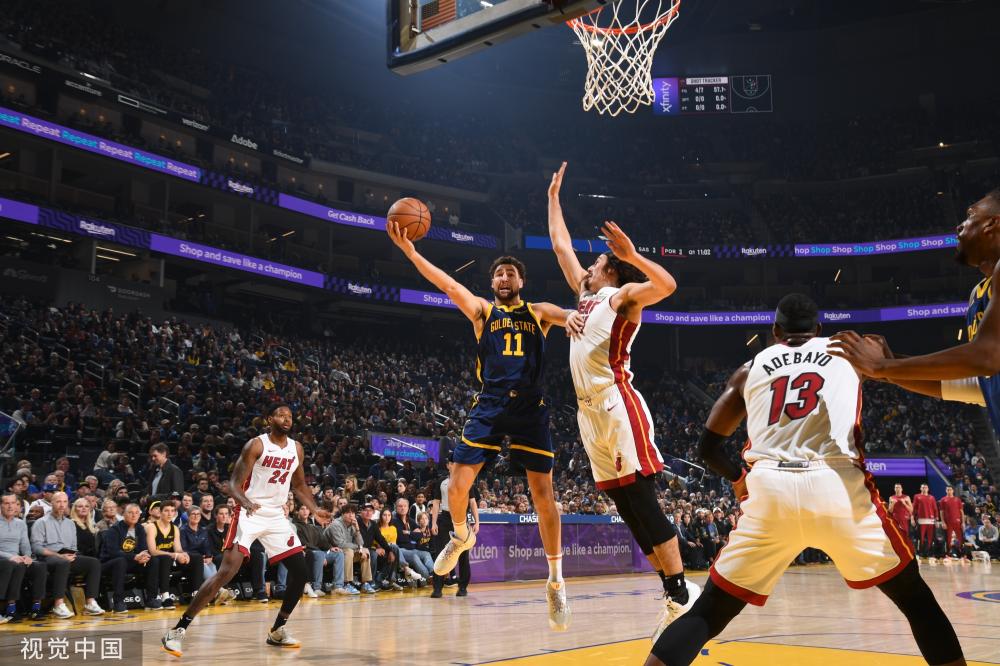 瞩目的三位 瞩目的三位