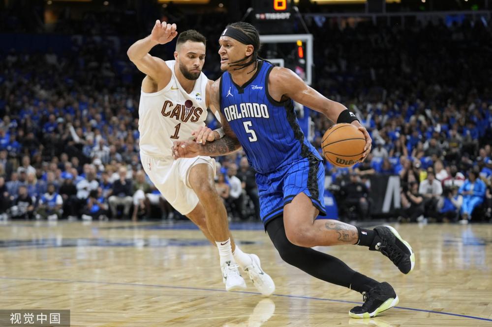 杯中获得首 杯中获得首