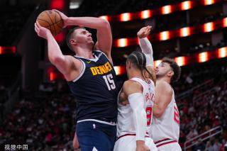 展和自由 展和自由